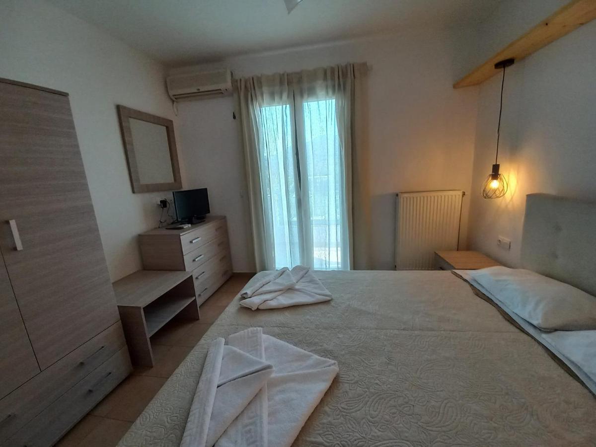 Achilli Apartments Скирос Экстерьер фото